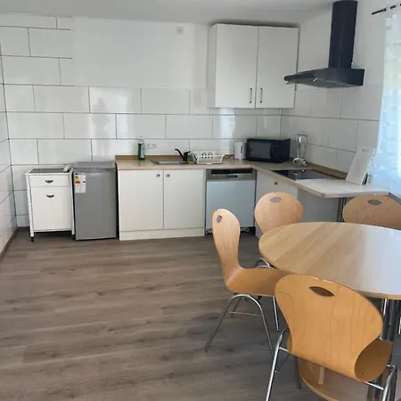 Apartman Mit Schlafzimmer Lahr